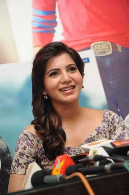 Samantha-at-Attarintiki-Daredi-25-days